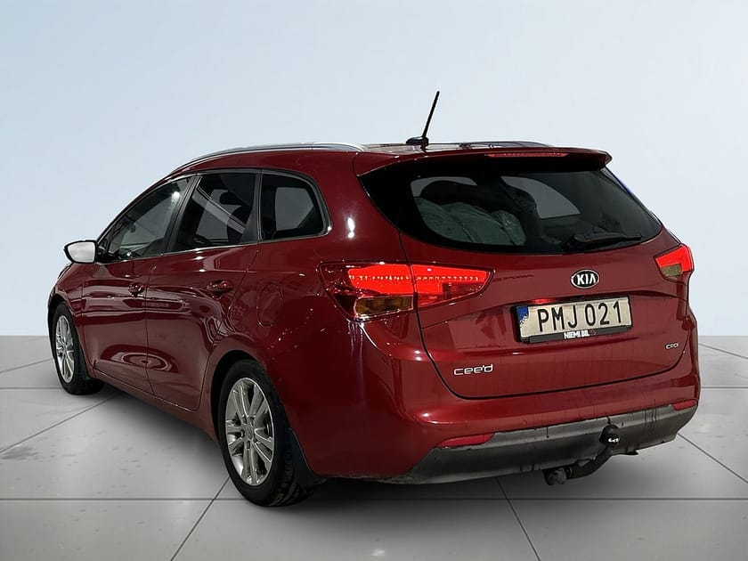 Bild 5 av Kia cee'd_sw 1.6 CRDi EX Comfort Mvärm Drag Kamera S/V-hjul