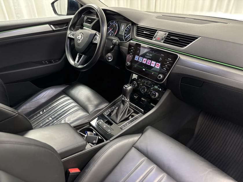 Bild 5 av Škoda Superb Kombi STYLE 2,0 TDI 190 DSG 4X4