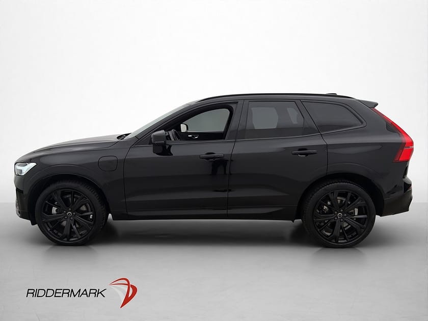 Bild 2 av Volvo XC60 T6 AWD Plus Black Nordic Edition Pano H/K 360°