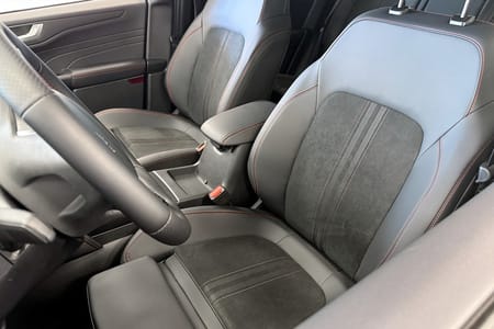 Ford Kuga Plug-In Hybrid ST-Line X 2.5 FWD 243hk Black Edition CVT