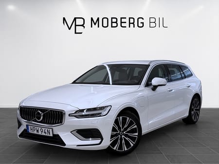 Volvo V60 Recharge T6 399hk Helg på Moberg! Core Edt H/K B-Kam Läder