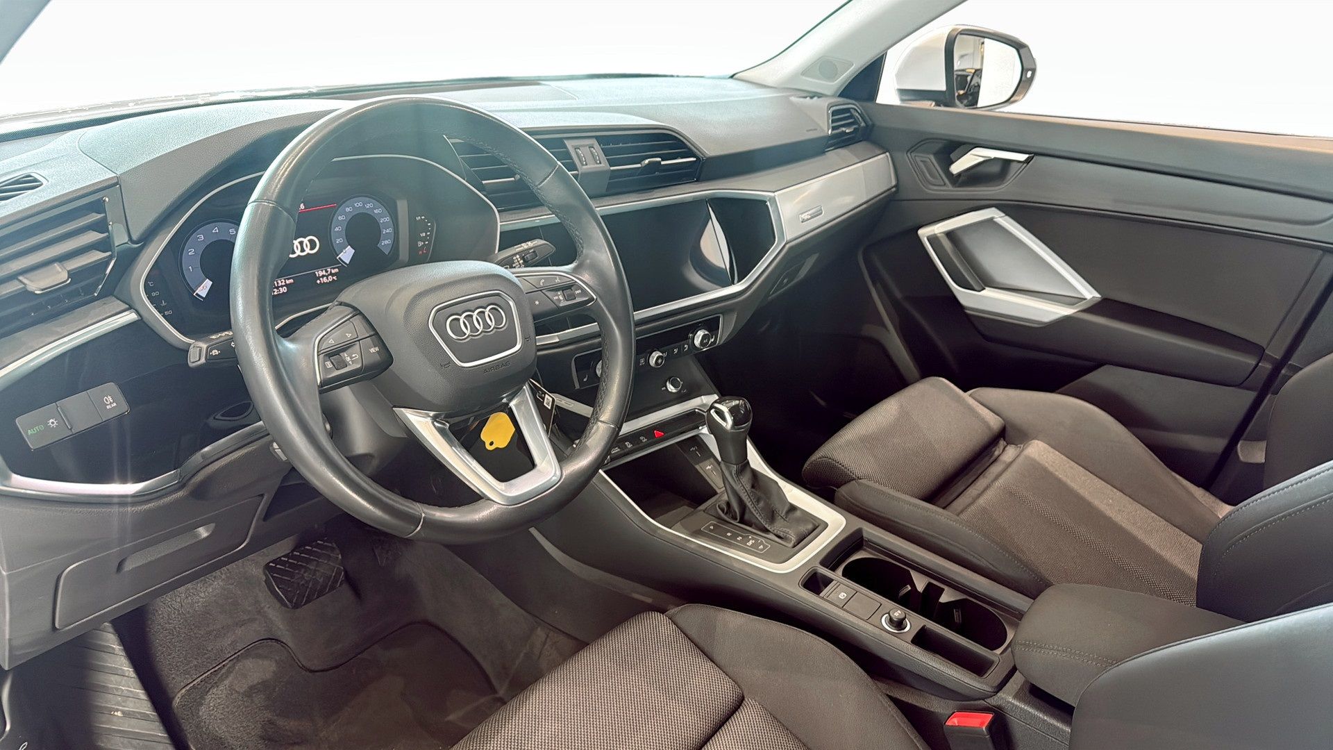 Audi Q3 2023, photo 7/10
