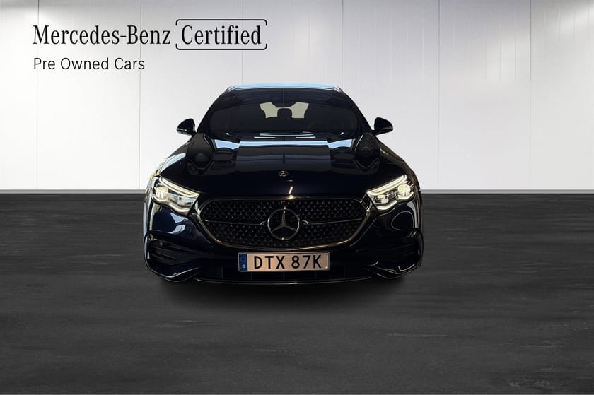 Bild 2 av Mercedes-Benz E 300 de 4MATIC T AMG Line Premium/HuD/V-Hjul/MOMS/Dragkrok