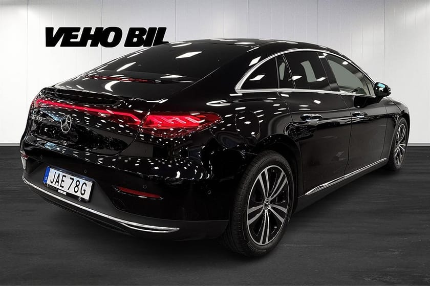 Bild 3 av Mercedes-Benz EQE 300 Electric Art Backkamera Drag Carplay Panelbelysning