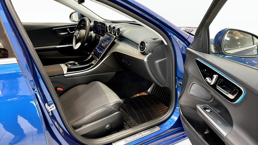 Bild 3 av Mercedes-Benz C 300 T de 4MATIC 300de 4M | HUD | Styrass. | Drag | 313hk