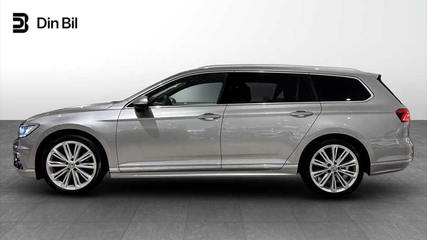 Bild 2 av Volkswagen Passat Sportscombi TDI190 DSG 4M R-Line/Executive/Dynaudio/Värmare