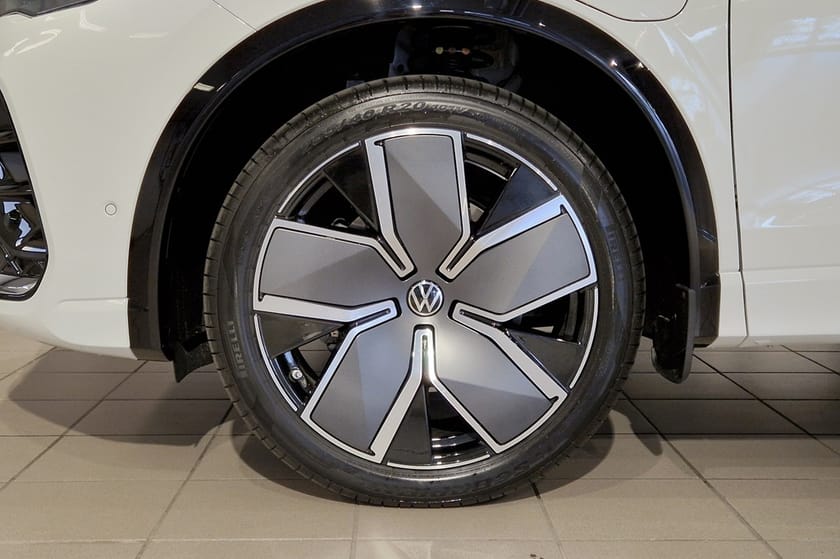 Bild 3 av Volkswagen Tiguan eHybrid R-LINE 272 HK DSG6