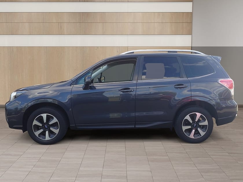 Bild 2 av Subaru Forester 2.0i Aut X-Line (150hk) *Dragkrok*