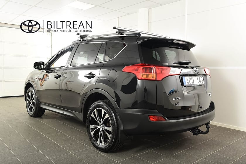 Bild 2 av Toyota RAV4 2.0 AWD Active Style Drag Backkamera M&K-Värm