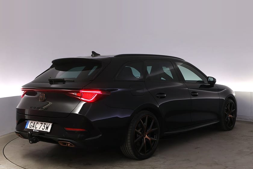 Bild 5 av CUPRA Leon Sportstourer e-Hybrid VZ Drag Läder BLIS AdapFart