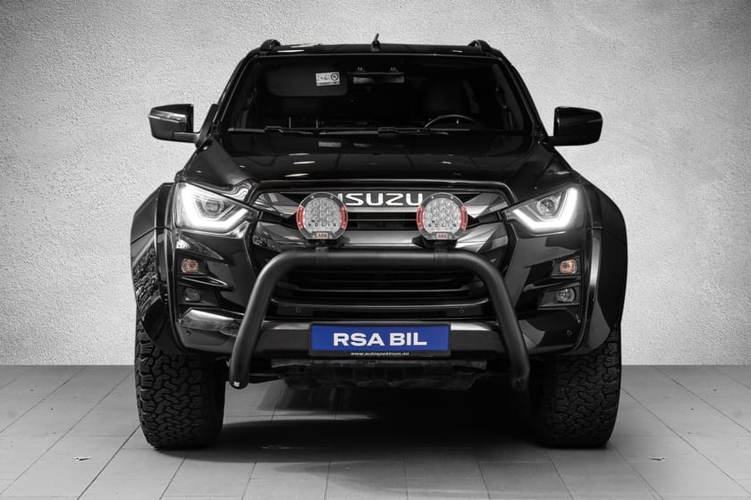 Bilde 4 av Isuzu D-Max Dobbelcab Arctic Truck 35 Black Edition 2 sett hjul