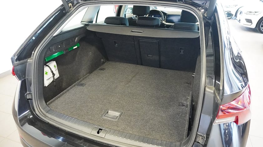 Bild 5 av Škoda Octavia Kombi Skoda 2.0 TDI SCR/STYLE/AUTO/DRAG/B-KAMERA/*3,99%RÄNTA*