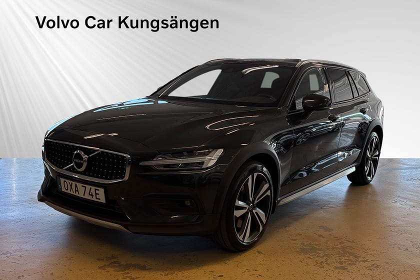 Bild 1 av Volvo V60 Cross Country D4 AWD Advanced SE II PANO/LÄDER/DRAG