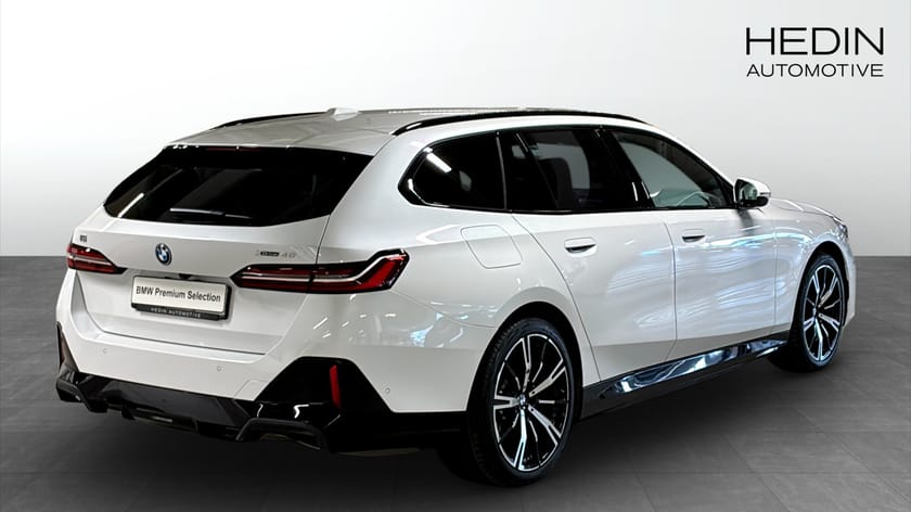 Bild 2 av BMW i5 xDrive40 Touring M Sport Business Drag Travel Comfort