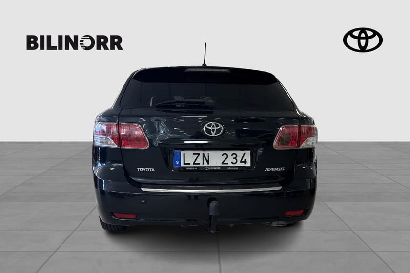 Bild 4 av Toyota Avensis Kombi 