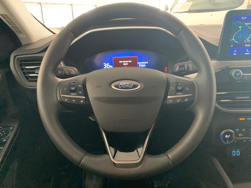 Bild 3 av Ford Kuga Plug-In Hybrid 2.5L Titanium Plugin-in 225hk Privatleasing från 4395:-