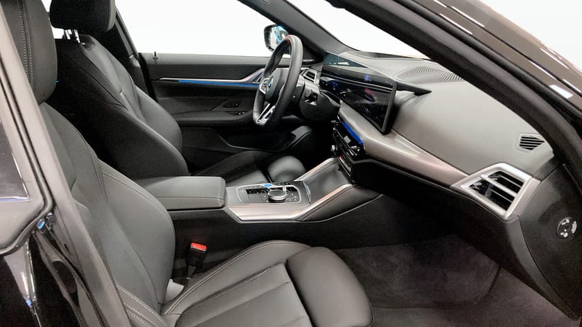 Bild 3 av BMW i4 M60 xDrive Gran Coupé Fully Charged DAP Innovation II 19" H/K