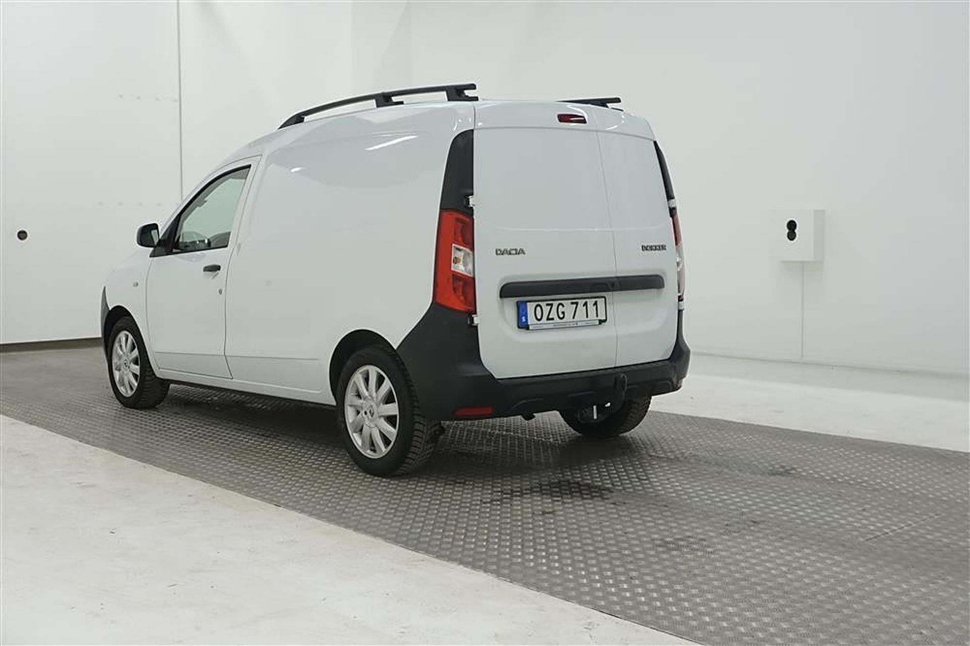 Dacia Dokker Express 1.6 SCe 2016, bild 3/10