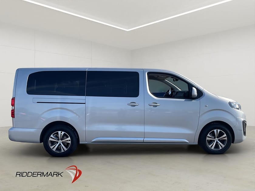 Bild 2 av Peugeot Expert Traveller ExtraLång 9-Sits Drag Kamera Farthållare MOMS
