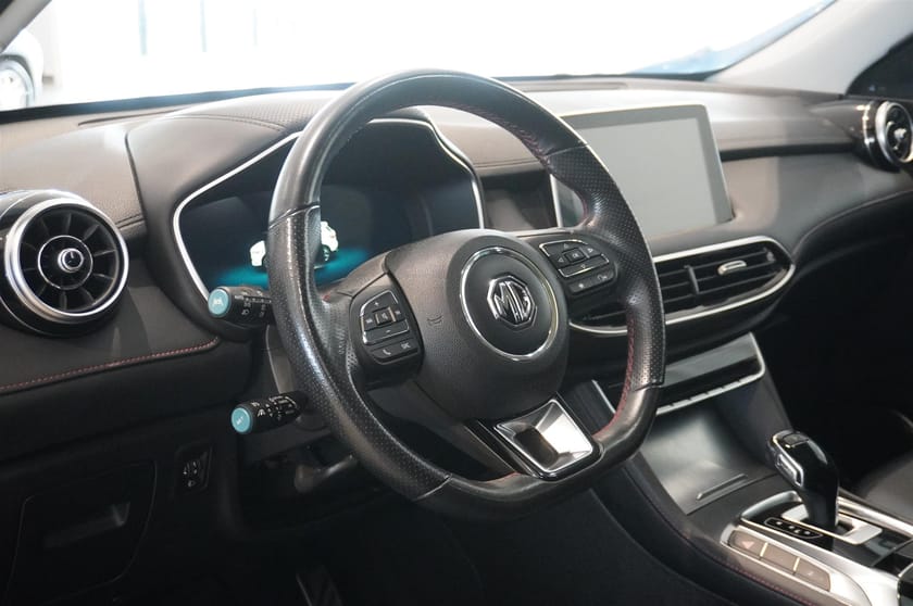 Bild 2 av MG EHS PHEV 1.5T Luxury Panorma