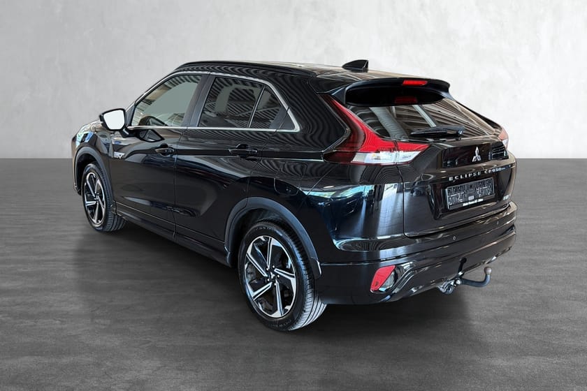 Bilde 2 av Mitsubishi Eclipse Cross PHEV Instyle+ toppmodell m/hengerfeste