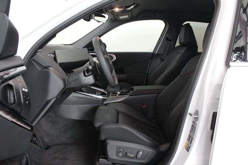 Bild 5 av BMW X3 30e xDrive Innovation Drag 20" AdptFarth ComfortAccess