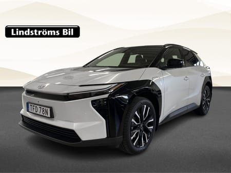 Toyota bZ4X 73.1 kWh AWD Executive Panorama - Dragkrok