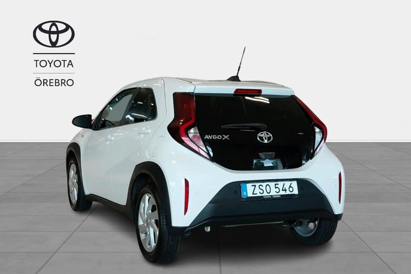 Bild 4 av Toyota Aygo X 1.0 Play Comfort Style V-hjul
