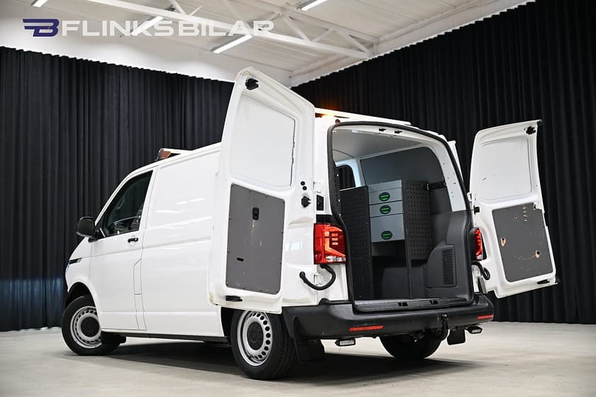 Bild 5 av Volkswagen Transporter 4Motion DSG 150HK Inredd|LED|Drag|Värmare|Inverter|Moms