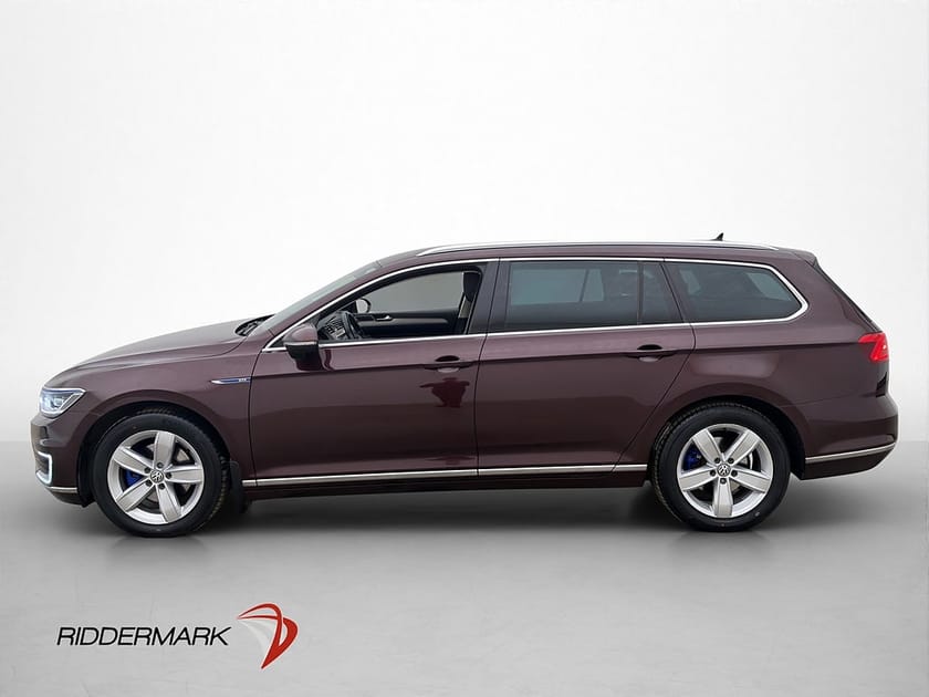 Bild 4 av Volkswagen Passat Variant GTE 1.4 TSI Kamera Värmare CarPlay Adaptiv