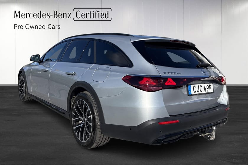 Bild 4 av Mercedes-Benz E 300 de 4MATIC All-Terrain All-Terrain/ Premium/ V-hjul/ Burmester