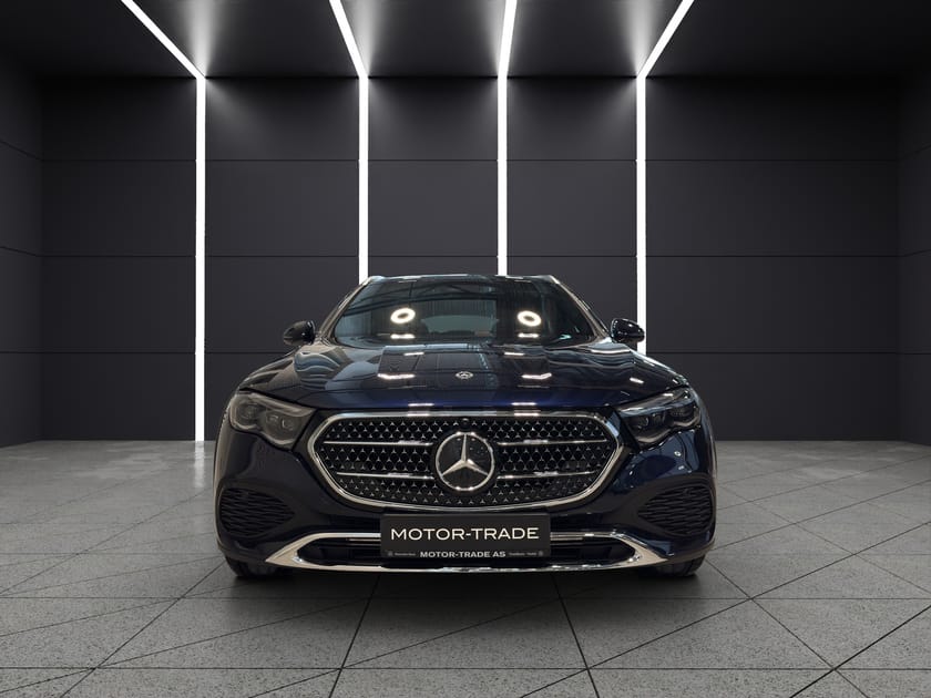 Bilde 4 av Mercedes-Benz E 300 d e 4MATIC All-Terrain | Luftfjæring | Burmester | Digital Light |