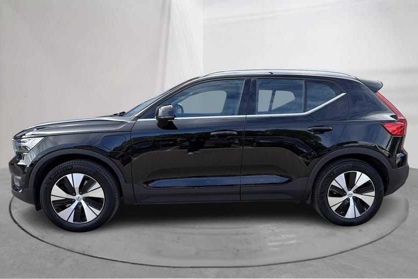 Bild 2 av Volvo XC40 T4 2WD Twin Engine (211hk) Momentum Advanced