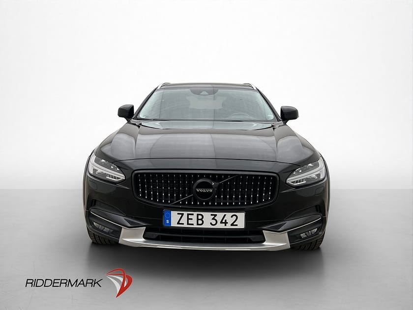 Bild 2 av Volvo V90 Cross Country D4 AWD VOC D-Värmare Navi Skinn Drag