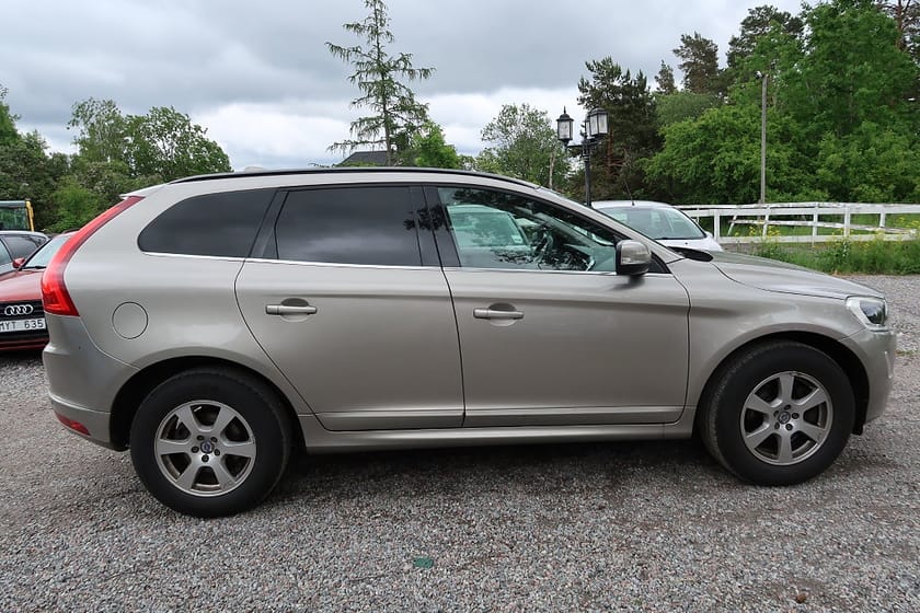Bild 4 av Volvo XC60 D4 Momentum Business Edition Pro Euro 6