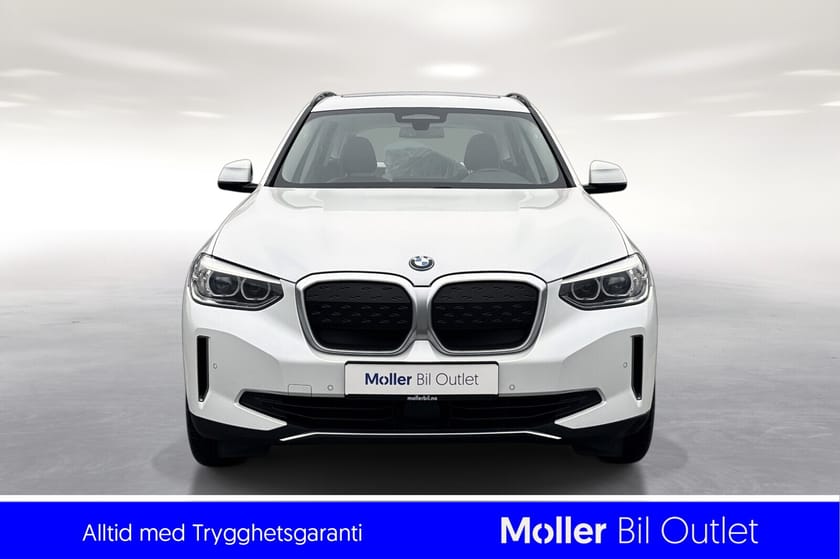 Bilde 2 av BMW iX3 Fully Charged