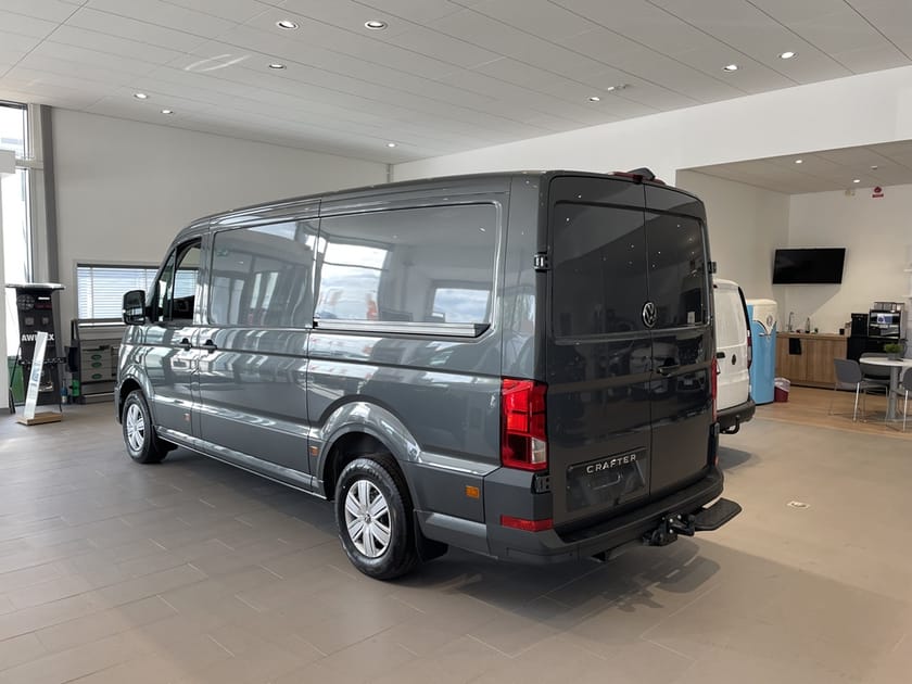 Bild 3 av Volkswagen Crafter 35 L3 TDI Aut Compact Läder/Lagerbil
