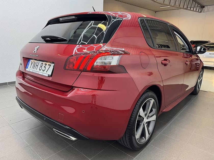 Bild 3 av Peugeot 308 1.2 PureTech 130 Active/Style Pano/Navi/Kamera