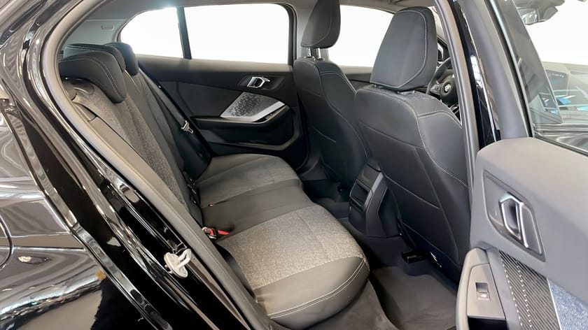 Bild 5 av BMW 120 - Parking Assistant Driving Assistant