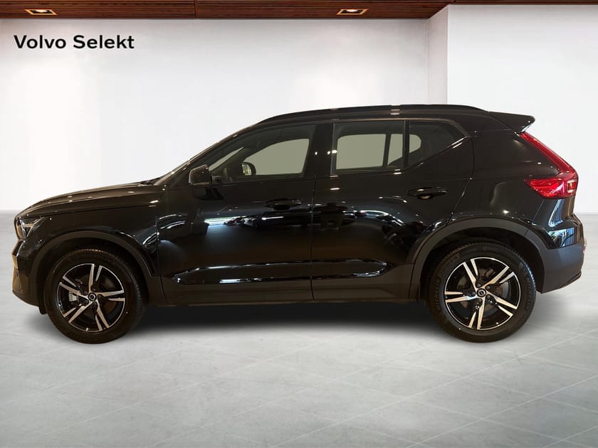 Bild 3 av Volvo XC40 B4 FWD Bensin Plus Dark