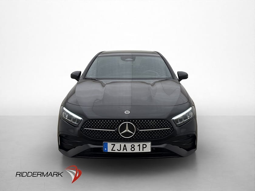 Bild 2 av Mercedes-Benz A 250 e AMG Panorama Widescreen Kamera Navi