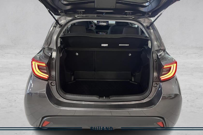 Bilde 5 av Toyota Yaris Hybrid | | Active Tech | Lav km stand |