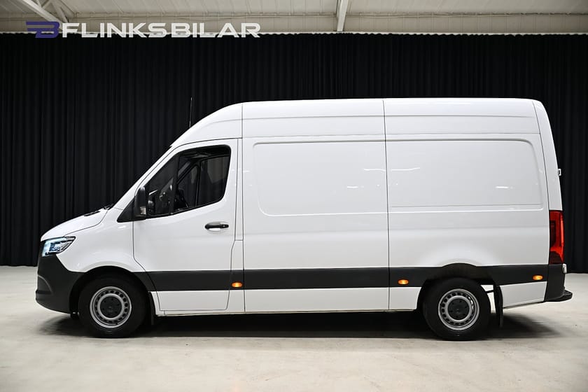 Bild 3 av Mercedes-Benz Sprinter 317 CDI RWD Panel Van 170HK Automat|LED|Drag|Värmare|Backkamera