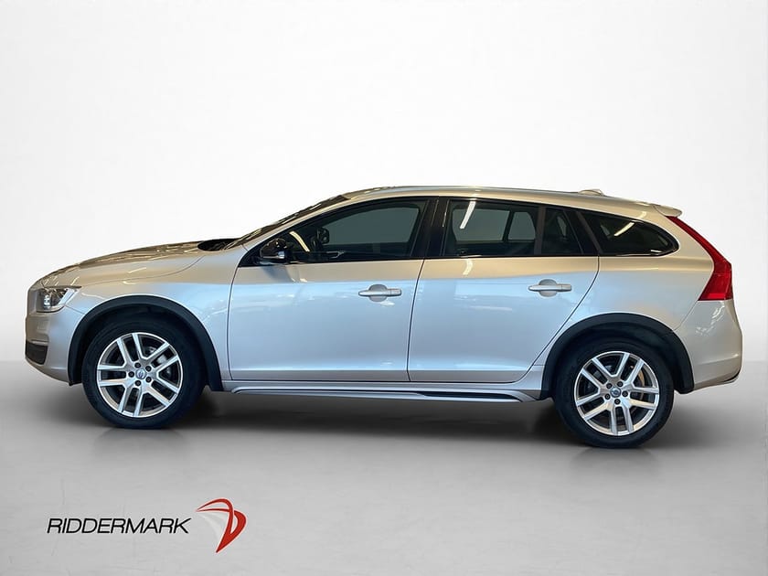 Bild 4 av Volvo V60 Cross Country D4 AWD Summum Värmare Skinn Elstol