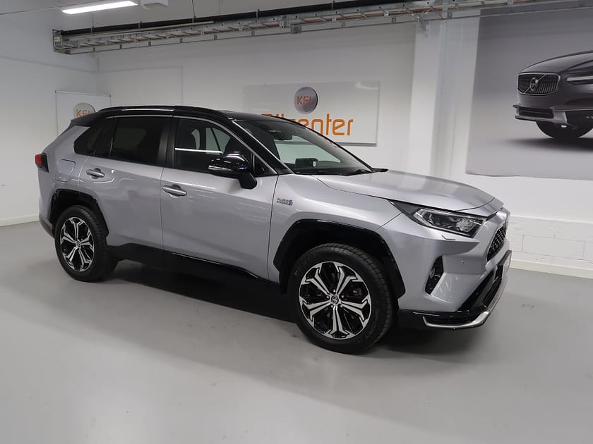 Bild 4 av Toyota RAV4 Laddhybrid Plug-in Hybrid Style V-Däck ingår Drag-Kamera-Elstol-Ca
