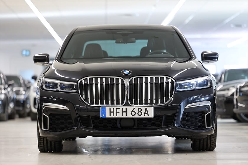Bild 5 av BMW 730Ld 286hk M Sport HUD H/K Sky Lounge Soft-Close 360 MOMS