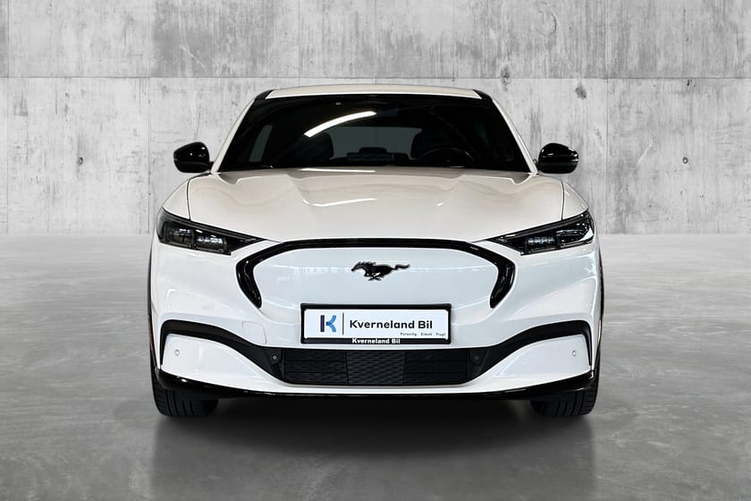 Bilde 2 av Ford Mustang Mach-E Standard Range AWD 2 års Garanti/AWD//El Seter/Ryggekamera