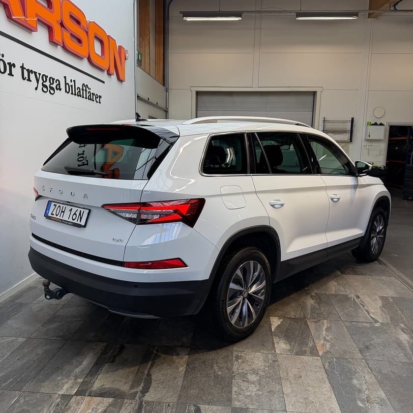 Bild 4 av Škoda Kodiaq Skoda 2.0 TDI 4x4 Style Backkamera Värmare Drag Apple