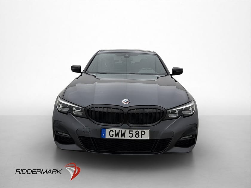Bild 2 av BMW 330e xDrive Sedan M Sport Kamera H/K Navi Skinn CarPlay Elstol