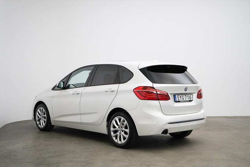 Bild 4 av BMW 218d Active Tourer 218 / 150hk / Sportline / Drag / Pano
